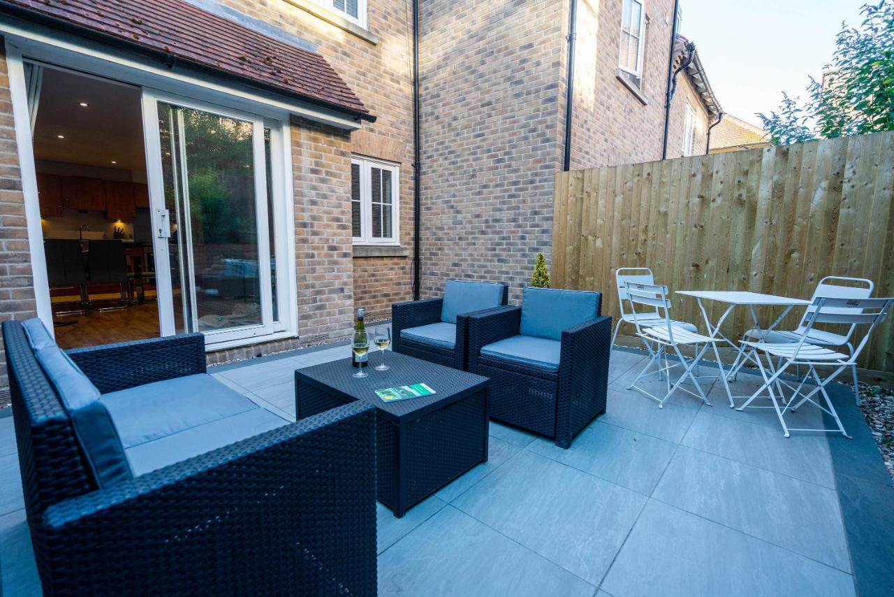The Chaucer - Modern 3 Bed Home With Parking Close To City Centre Кэнтербари Экстерьер фото